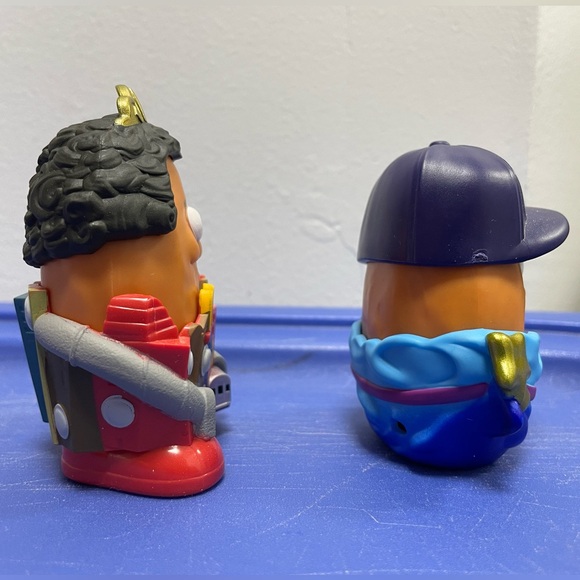 set of 2 McDonald’s McNugget Buddies Kerwin Frost - Picture 3 of 7